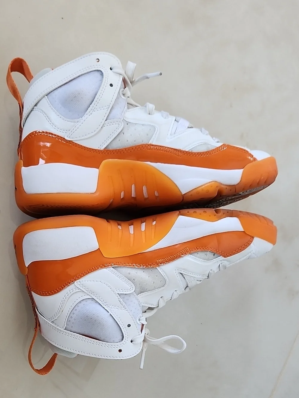 NIKE Jordan Hi Top Shoes Sneakers Size Womens 8